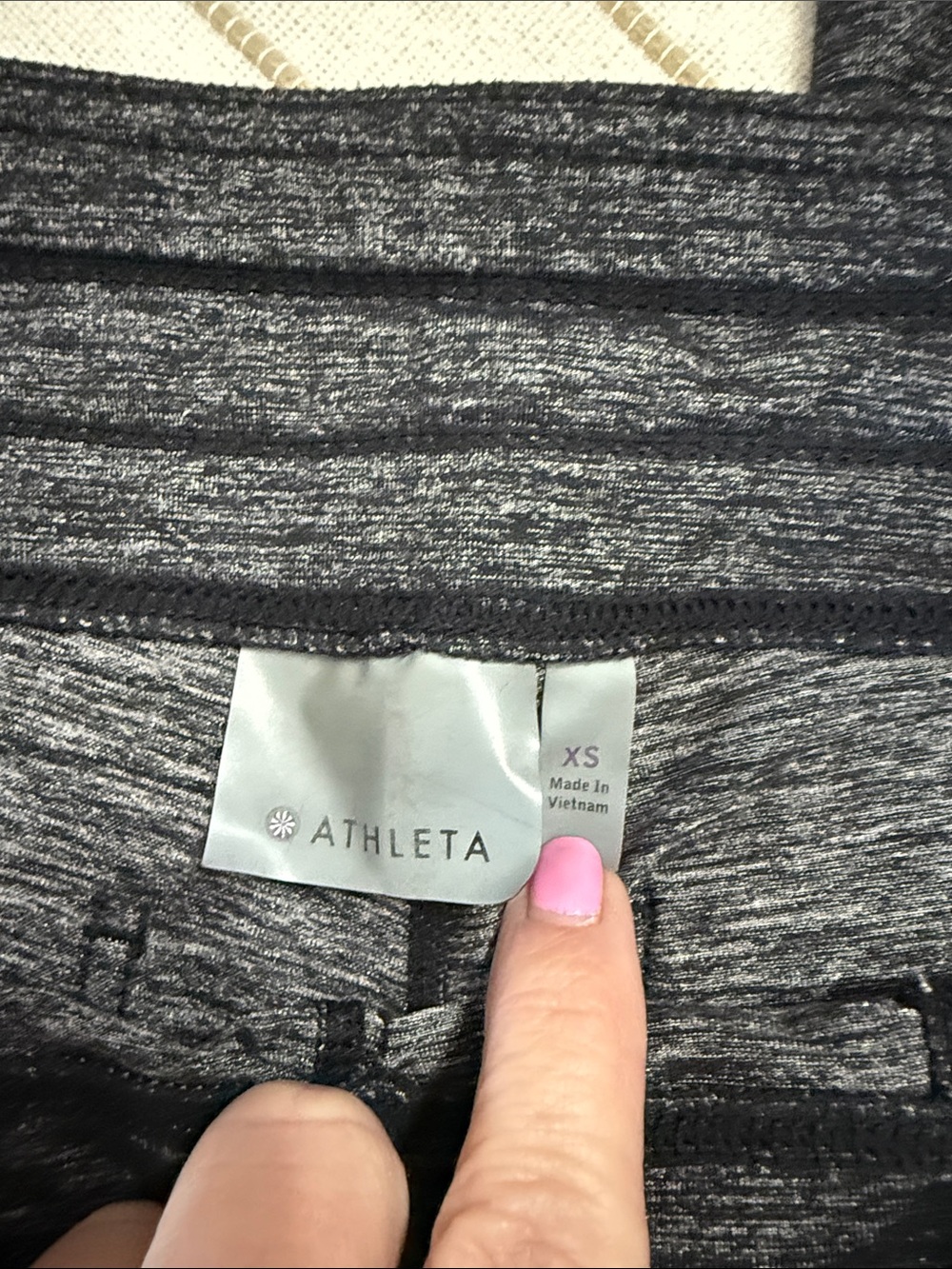 Athleta Capri Pant Black XS - Picture 4 of 6